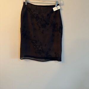 Shelli Segal Silk Embroidered Beaded Skirt – NWT Neiman Marcus – Size 2